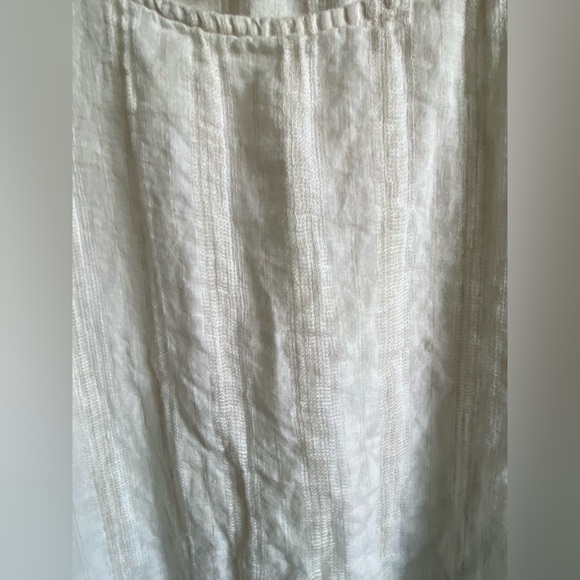 CP Shades Linen Top - Picture 8 of 8